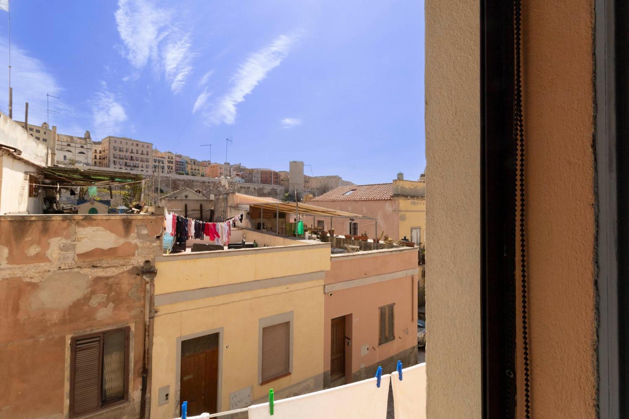 Laribiancos Cagliari Centro Storico Apartment Exterior foto